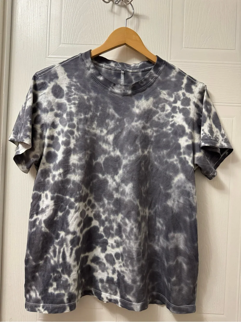 lululemon athletica Black and White Tie-Dye Crewneck Tee